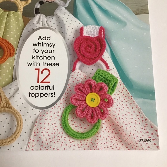 Annie's Crochet Make-It-Tonight: Towel Toppers 12 Yarn Patterns Guide Paperback - Picture 8 of 10